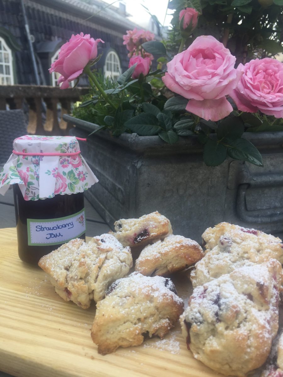 foraged blackcurrant scones with fabulous strawberry jam