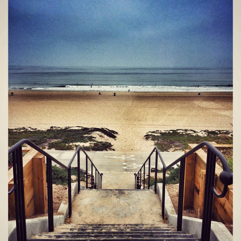 Steps to Manhattan Beach