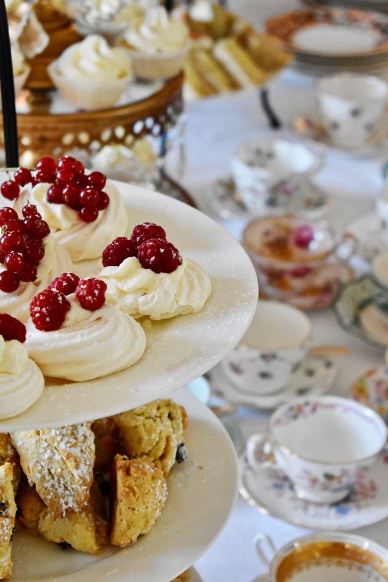 Mini Pavlovas Valentine afternoon tea