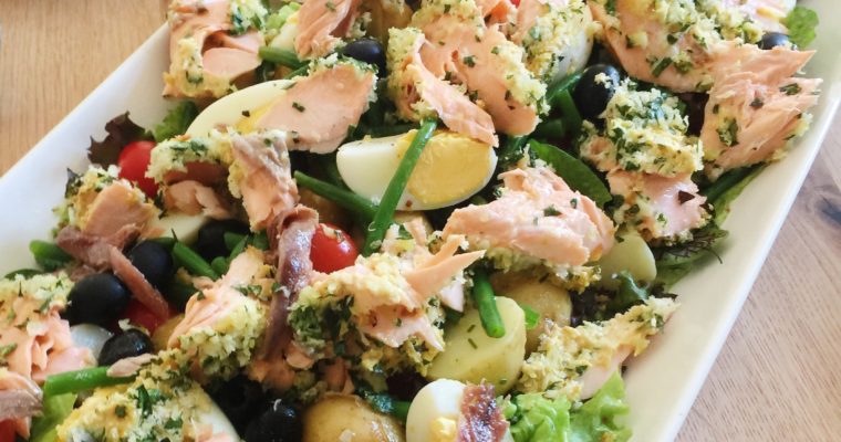 Salad Niçoise with Roasted Salmon